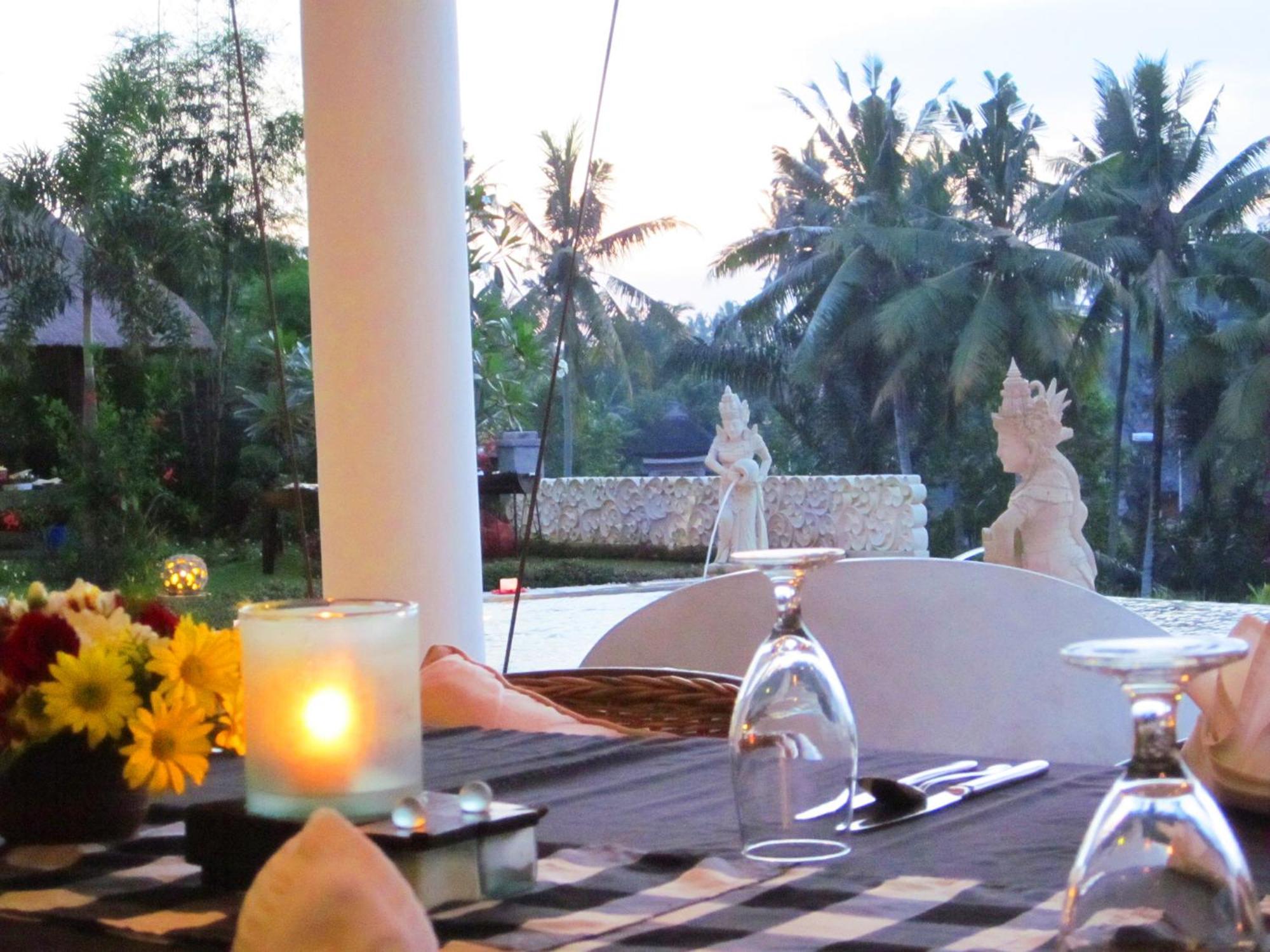 Frangipani Villas อูบุด ภายนอก รูปภาพ