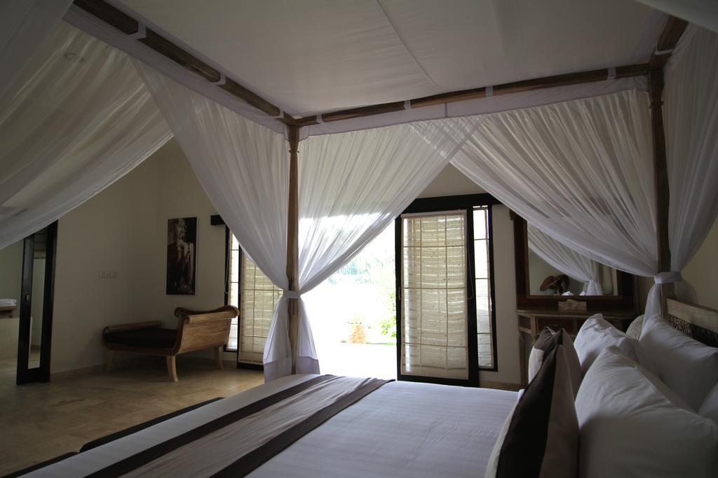 Frangipani Villas อูบุด ภายนอก รูปภาพ